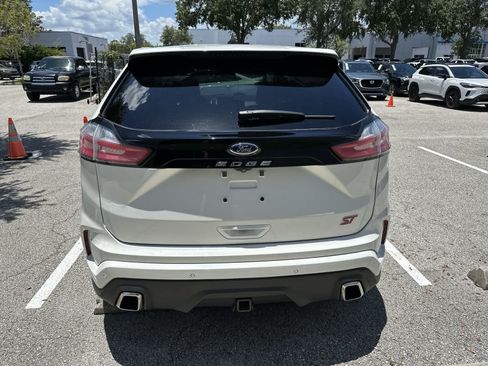 Used 2022 Ford Edge ST AWD/4WD image 7
