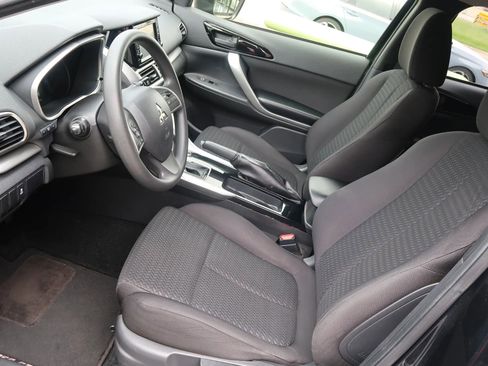 Used 2019 Mitsubishi Eclipse Cross ES image 16