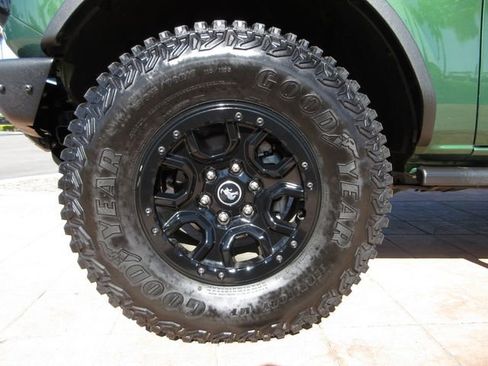 Certified 2023 Ford Bronco Wildtrak image 8