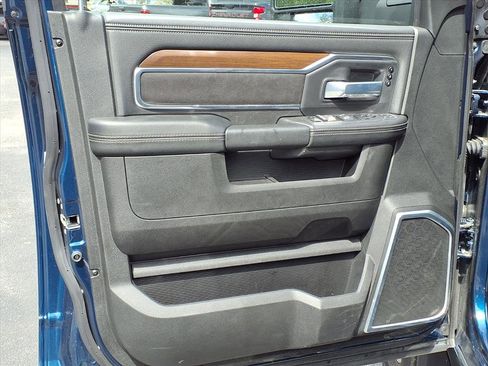 Used 2024 RAM 3500 Laramie image 14