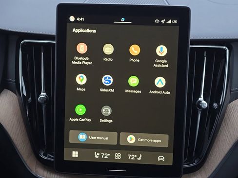 New 2026 Volvo XC60 B5 Ultra w/ Climate Package image 17