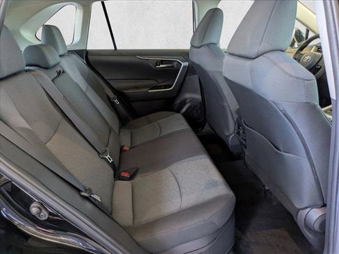 Used 2024 Toyota RAV4 AWD Hybrid image 19