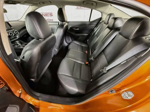 Used 2024 Nissan Sentra SR w/ SR Premium Package FWD image 28