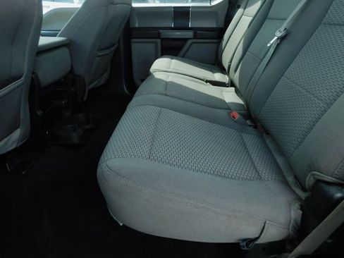 Used 2019 Ford F150 XLT image 18