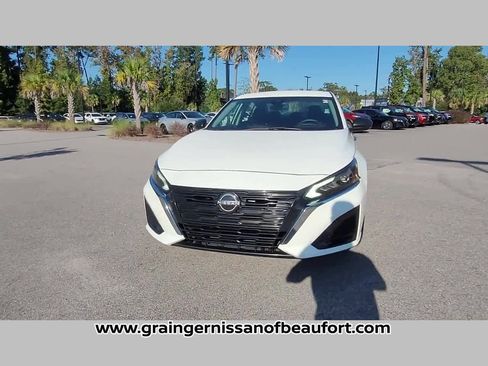 Used 2024 Nissan Altima 2.5 S image 20