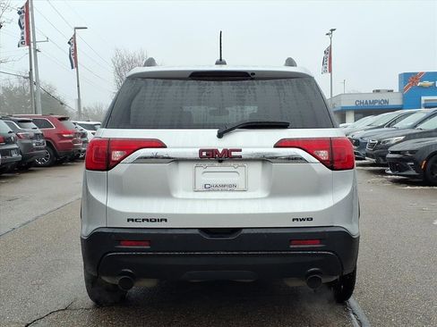 Used 2019 GMC Acadia SLT image 5