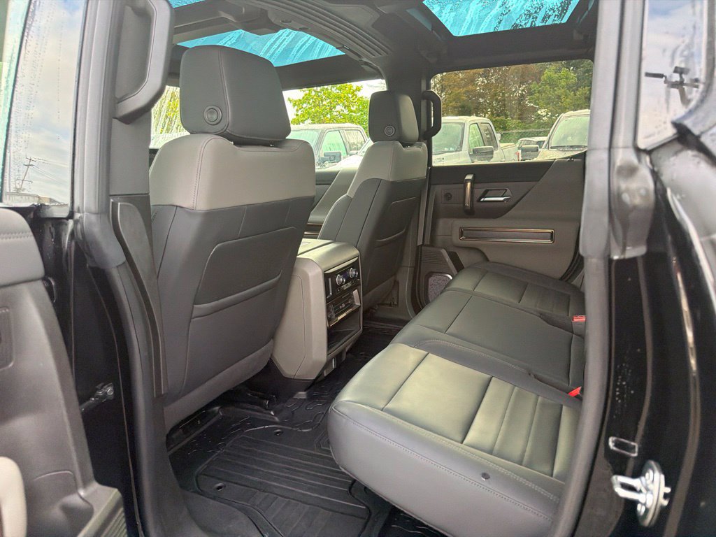 Used 2025 GMC Hummer EV 3X w/ LPO, Sport Package AWD/4WD image 14