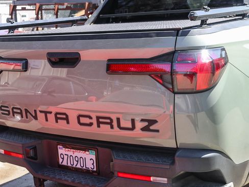 Used 2022 Hyundai Santa Cruz SEL AWD/4WD image 6