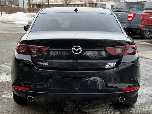 Used 2020 MAZDA MAZDA3 AWD Sedan w/ Preferred Package image 4