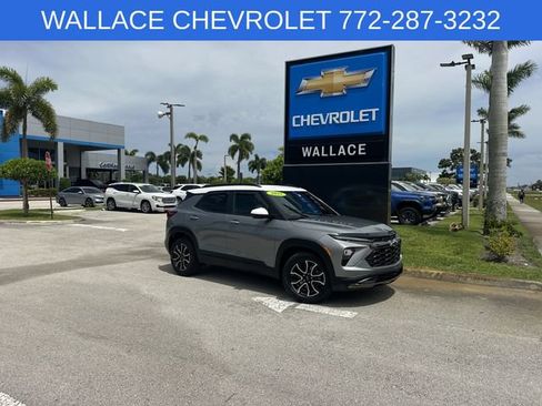 Used 2025 Chevrolet TrailBlazer ACTIV w/ Convenience Package FWD image 1
