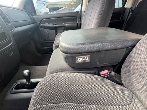 Used 2004 Dodge Ram 3500 Truck SLT w/ Trailer Tow Group image 75