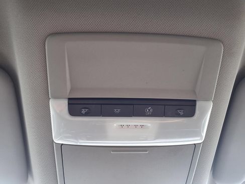 Used 2024 Nissan Rogue S FWD image 13