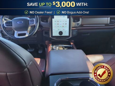 Used 2022 Ford Expedition Limited image 17