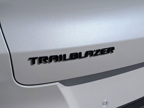 New 2026 Chevrolet TrailBlazer RS w/ Convenience Package FWD image 6