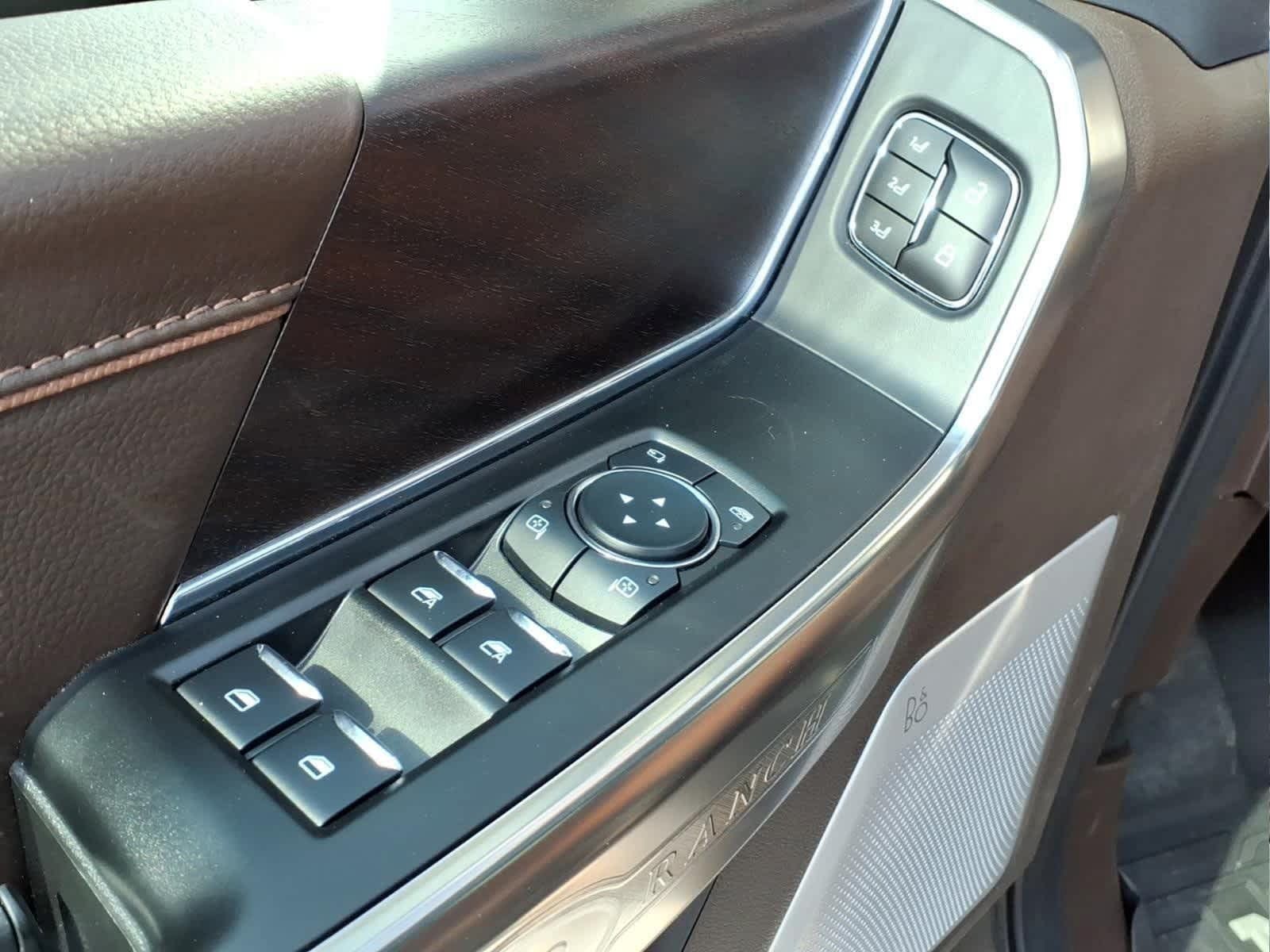 Used 2025 Ford F150 King Ranch AWD/4WD image 12