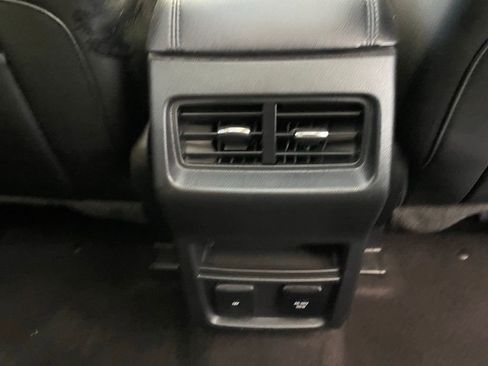 Used 2019 Ford Edge SEL w/ Equipment Group 201A image 41