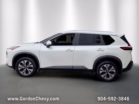 Used 2023 Nissan Rogue SV w/ SV Premium B Package FWD image 2