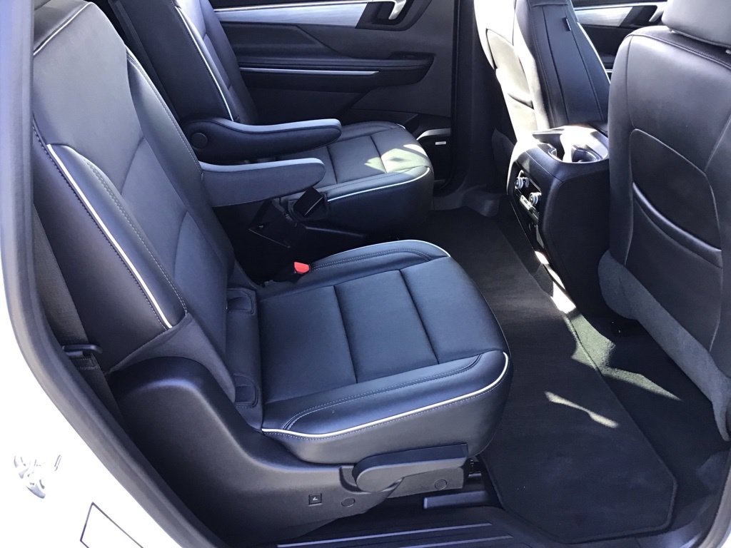 Used 2026 Buick Enclave Preferred w/ Power Package FWD image 15