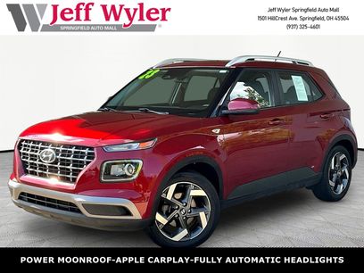 Used 2023 Hyundai Venue SEL w/ Cargo Package