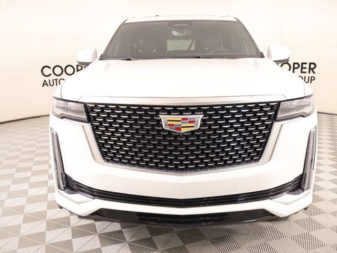Used 2022 Cadillac Escalade Premium Luxury AWD/4WD image 10