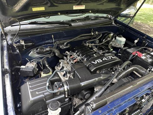 Used 2005 Toyota Tundra SR5 w/ TRD Off-Road Pkg AWD/4WD image 33