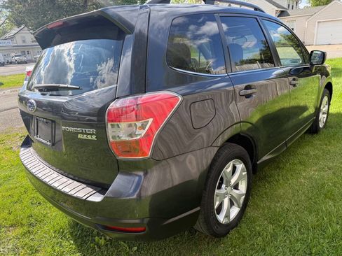 Used 2015 Subaru Forester 2.5i Limited AWD/4WD image 5