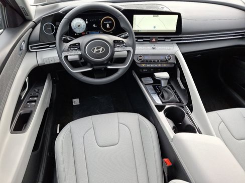 New 2026 Hyundai Elantra Limited image 8
