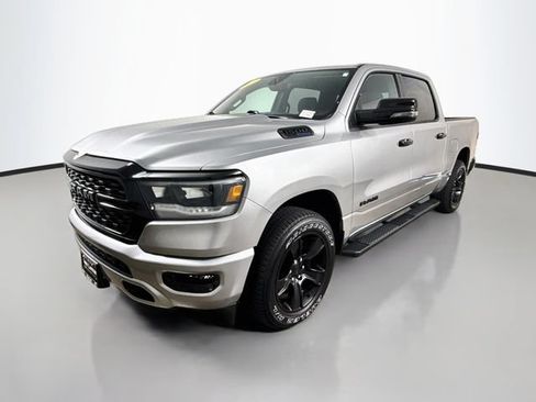 Used 2023 RAM 1500 Big Horn AWD/4WD image 3