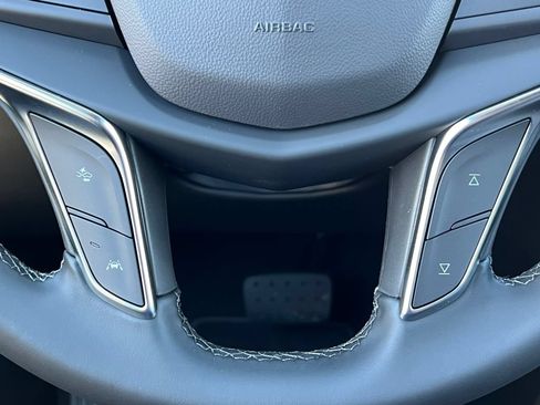 New 2026 Cadillac XT5 Luxury w/ LPO, Floor Liner Package AWD/4WD image 21