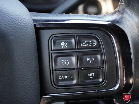 Used 2022 RAM 2500 Limited image 32