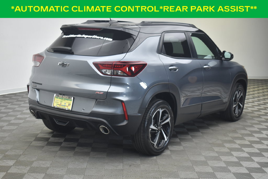 Used 2021 Chevrolet TrailBlazer RS w/ Technology Package FWD image 5