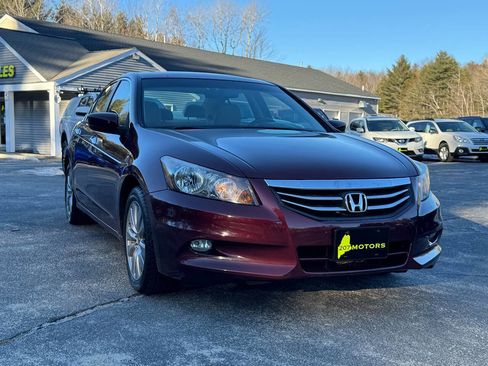 Used 2011 Honda Accord EX-L image 2