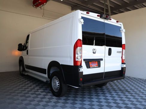 Used 2025 RAM ProMaster 2500 w/ U-Haul Equipment Group FWD image 13