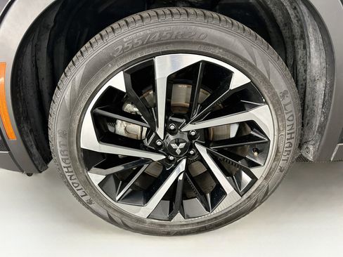 Used 2024 Mitsubishi Outlander SE AWD/4WD image 37