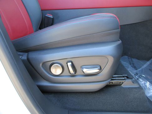 Used 2024 Lexus LX 600 F Sport AWD/4WD image 31