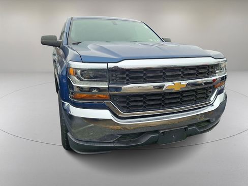 Used 2018 Chevrolet Silverado 1500 W/T w/ WT Convenience Package image 2