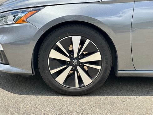Used 2019 Nissan Altima 2.5 SL FWD image 24