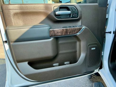 Used 2021 GMC Sierra 2500 Denali w/ Denali Ultimate Package image 46