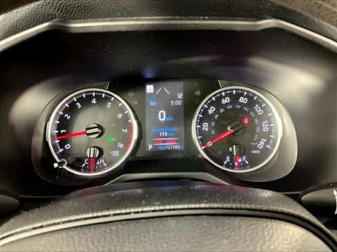 Used 2022 Toyota RAV4 XLE FWD image 13