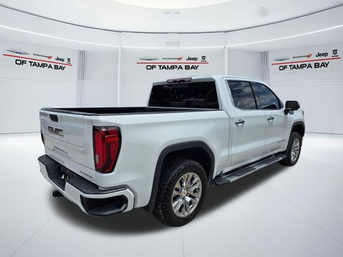 Used 2022 GMC Sierra 1500 Denali AWD/4WD image 8