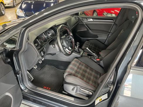 Used 2017 Volkswagen GTI 4-Door FWD image 34
