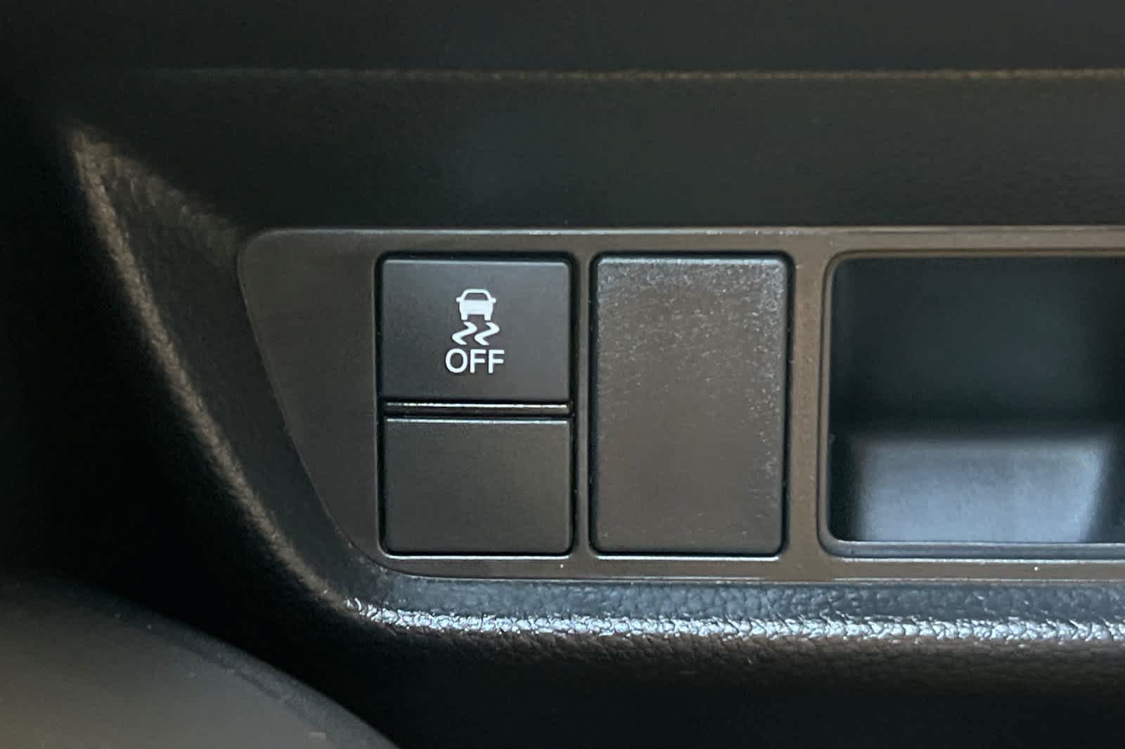 Used 2025 Honda HR-V Sport image 29