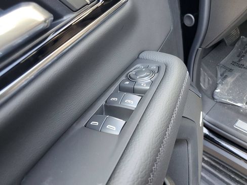 New 2026 GMC Yukon Denali RWD image 18