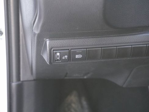 Used 2024 Toyota Corolla LE image 17