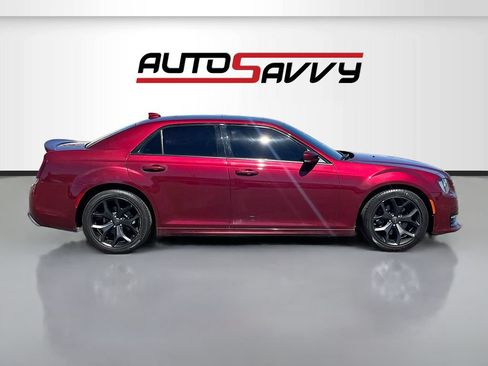 Used 2022 Chrysler 300 S RWD image 8