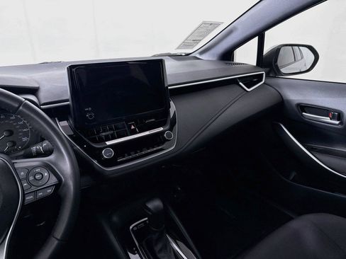 Certified 2024 Toyota Corolla SE FWD image 31