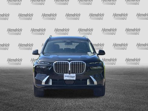 Certified 2025 BMW X7 xDrive40i image 10