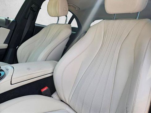 Used 2018 Mercedes-Benz E 300 image 12