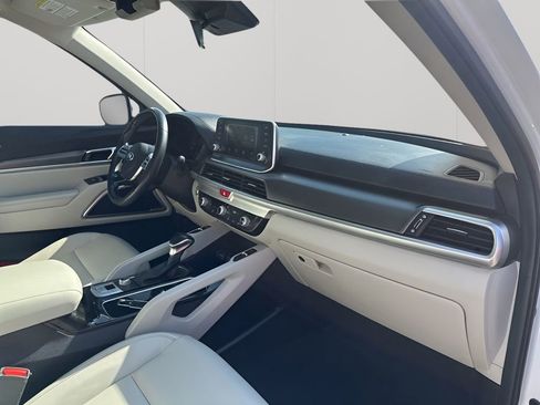 Used 2020 Kia Telluride S w/ S 8 Passenger Seating Package FWD image 14
