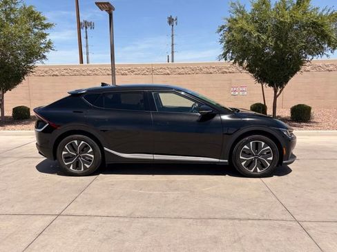 Used 2024 Kia EV6 Light RWD image 5